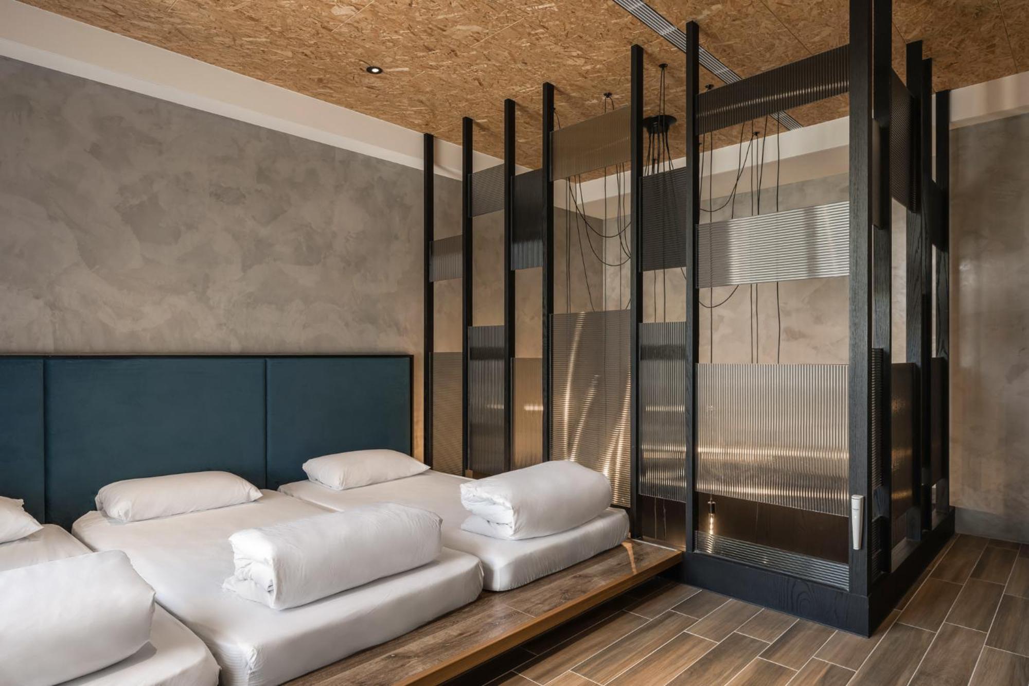 Hotel Leisure 台南行旅-巷弄潮旅 Tainan Exterior foto