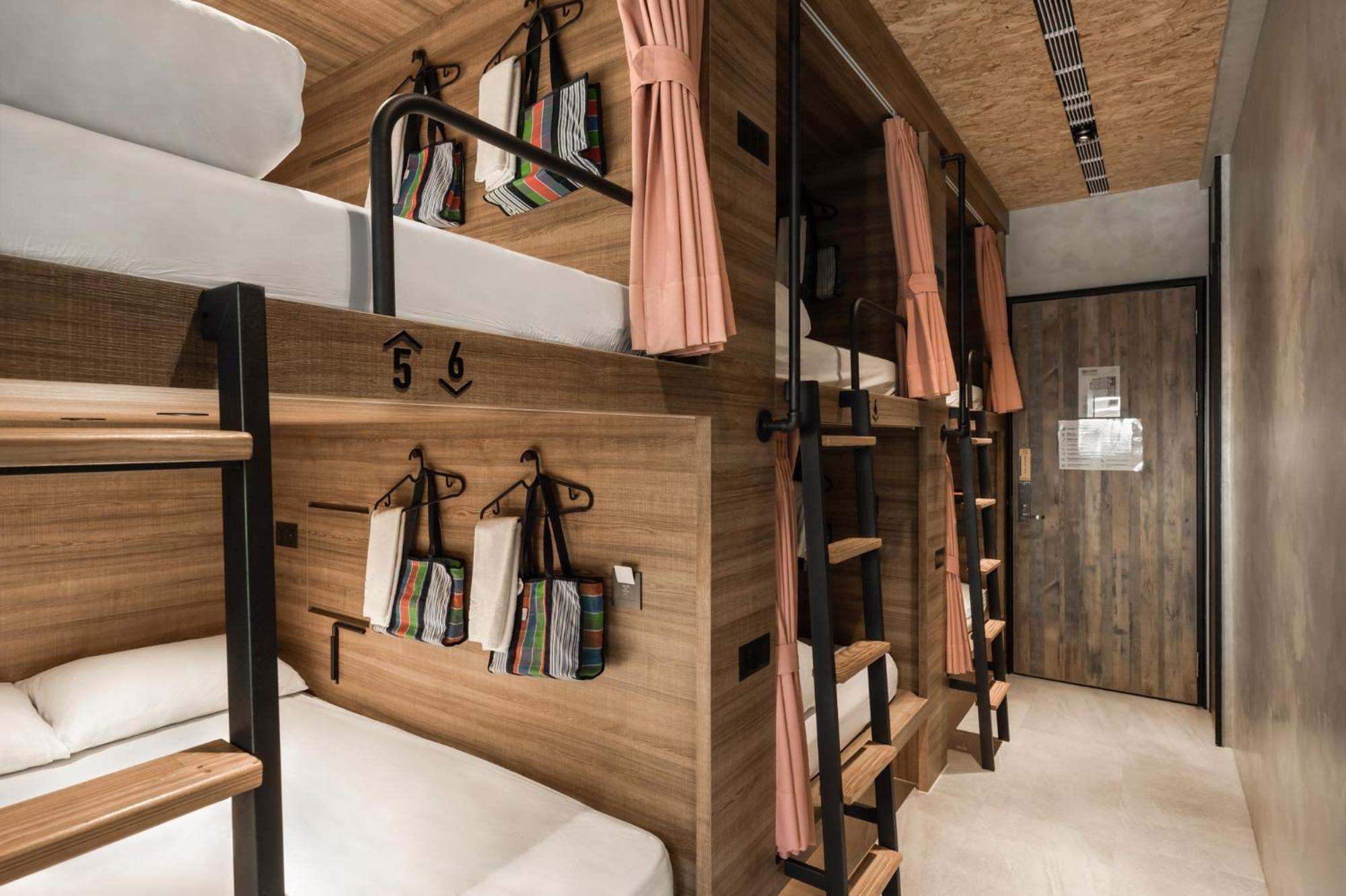 Hotel Leisure 台南行旅-巷弄潮旅 Tainan Exterior foto