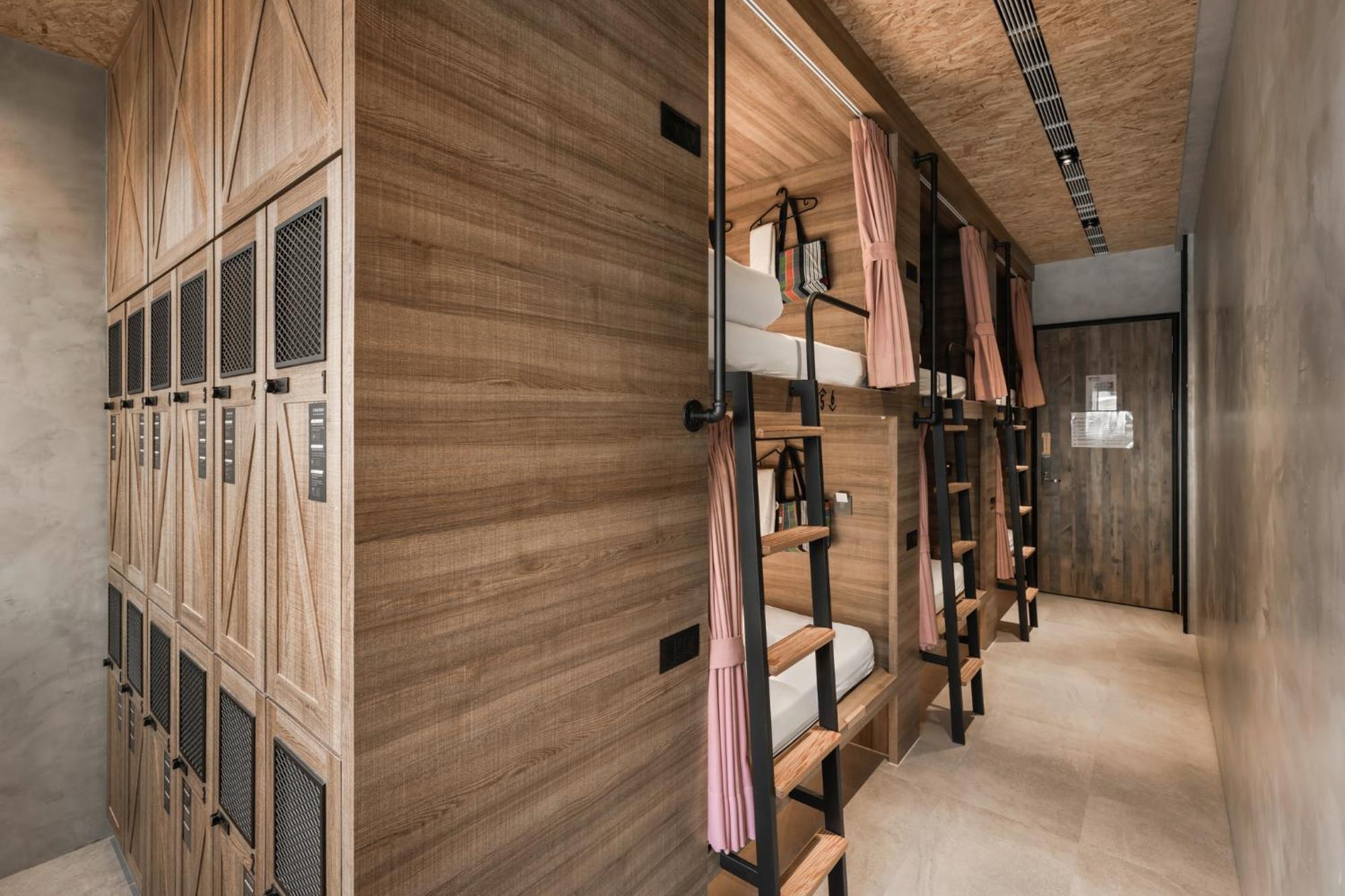 Hotel Leisure 台南行旅-巷弄潮旅 Tainan Exterior foto